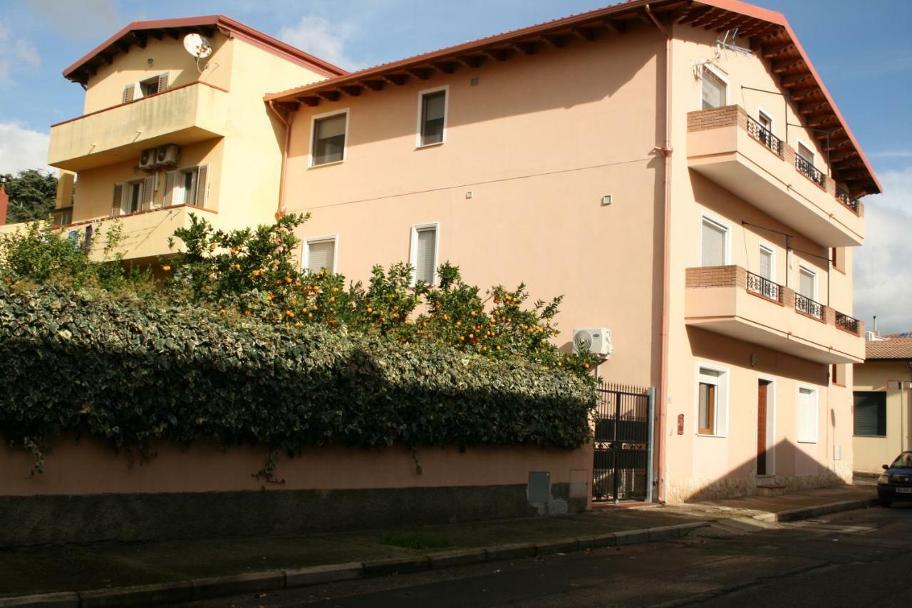 La Casa Dei Nonni Villa Iglesias Luaran gambar